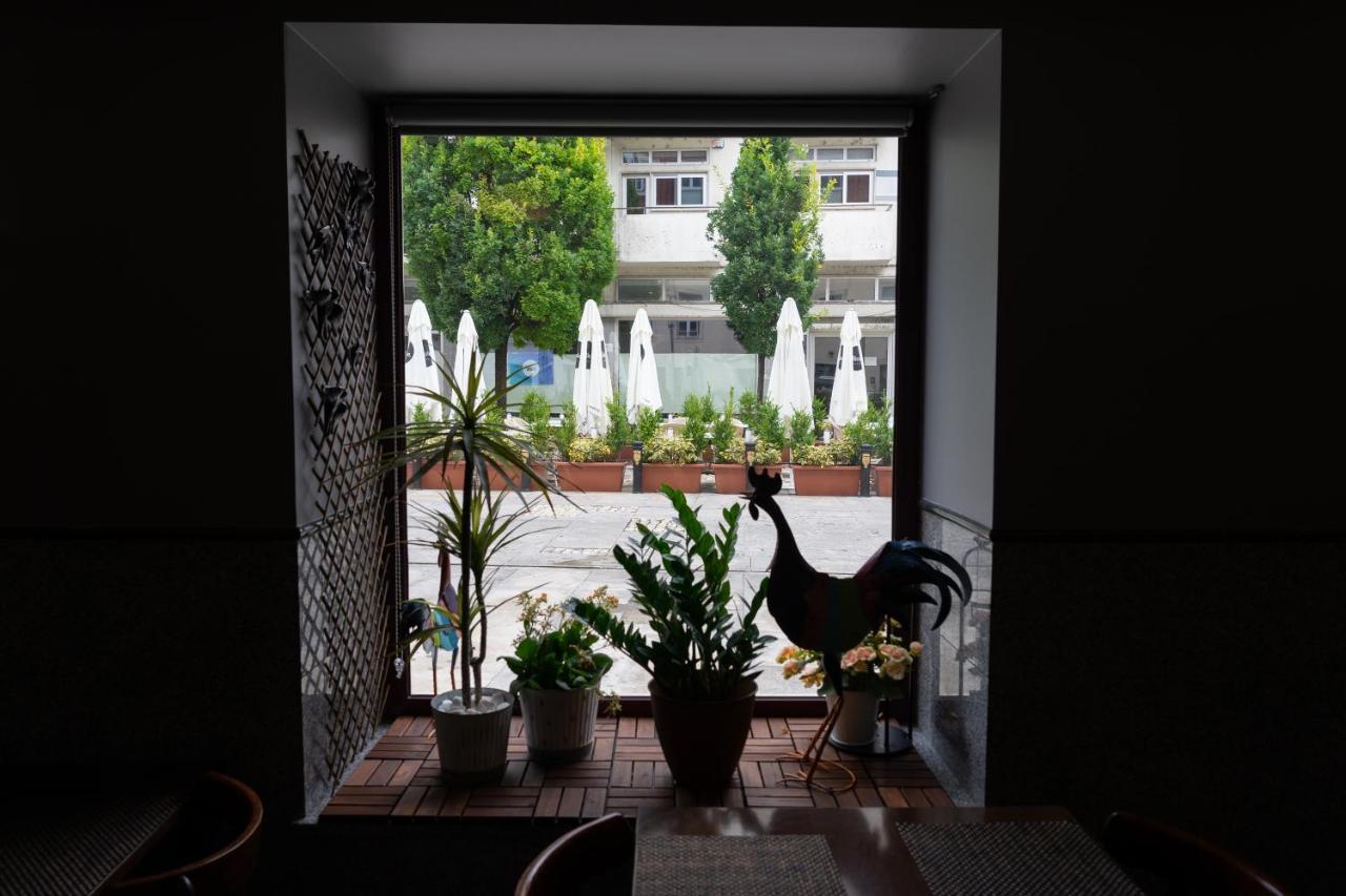 Hotel Vitoria โกอิมบรา ภายนอก รูปภาพ