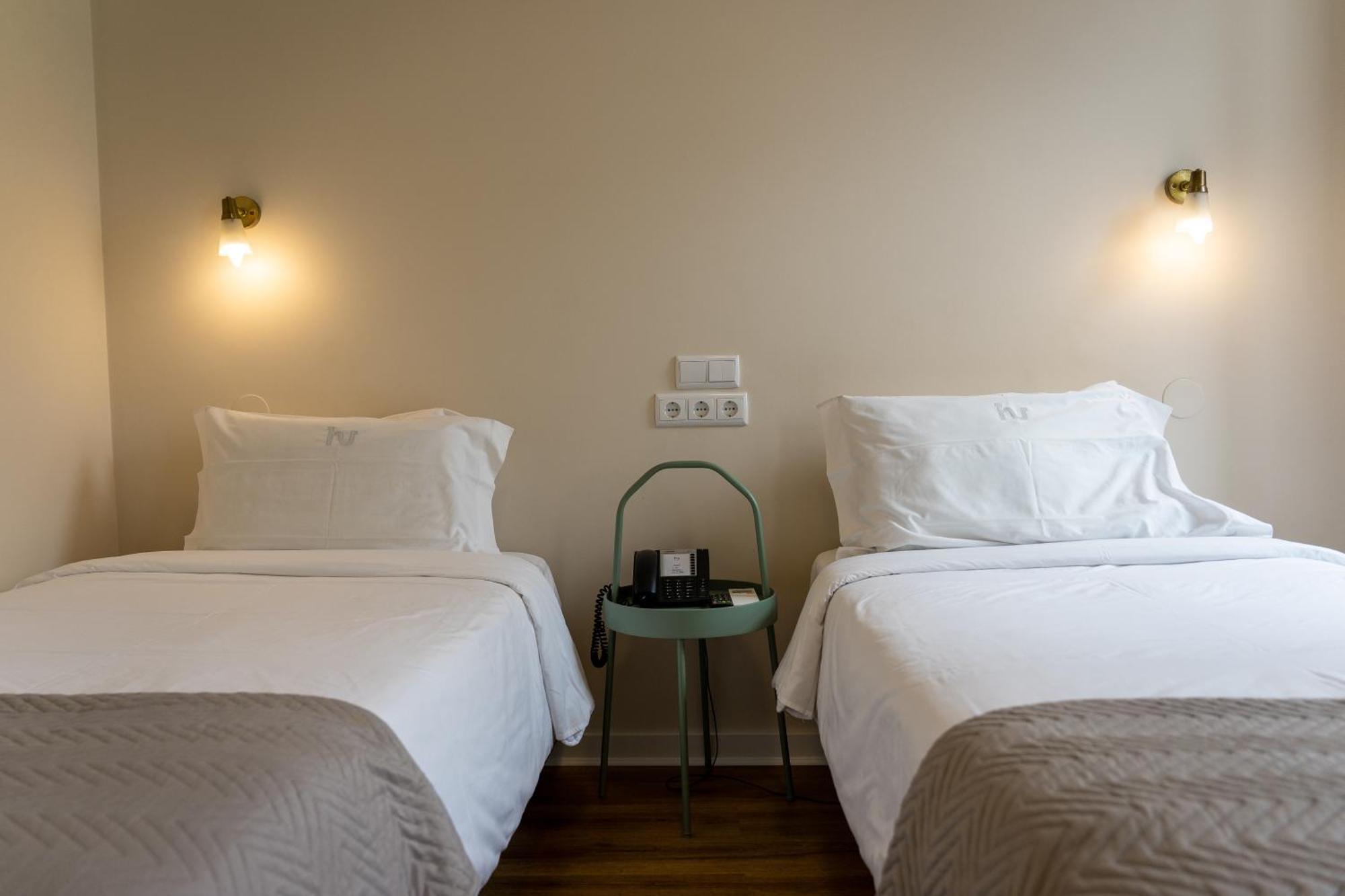 Hotel Vitoria โกอิมบรา ภายนอก รูปภาพ