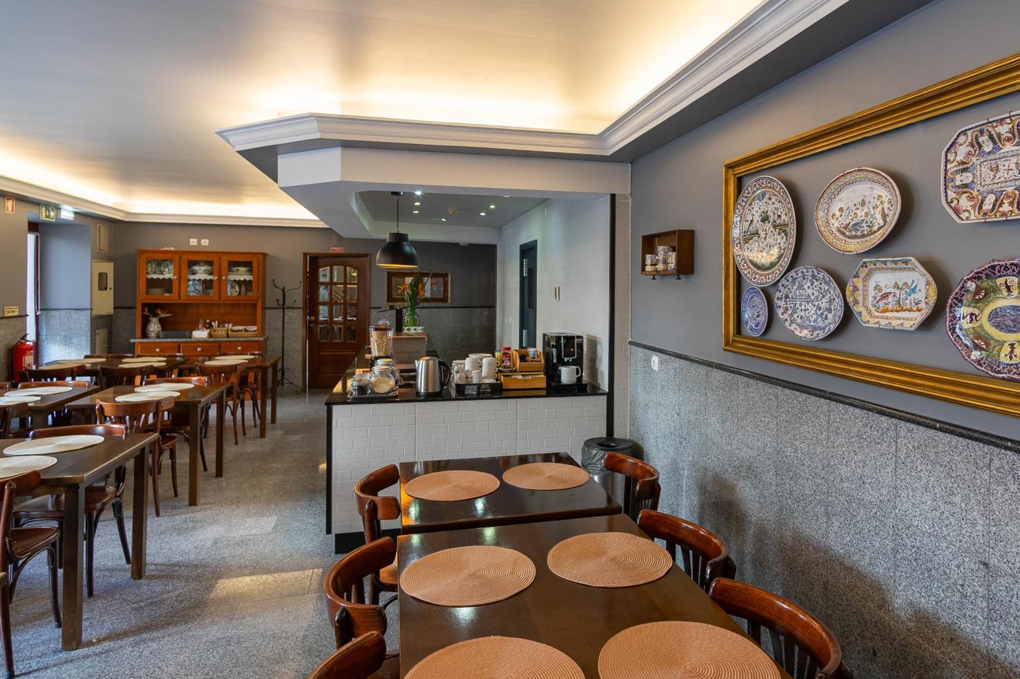 Hotel Vitoria โกอิมบรา ภายนอก รูปภาพ